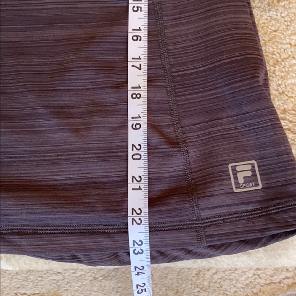 🥭 (4 for $15) FILA Sport Pullover with Thumb Loops - Picture 6 of 10